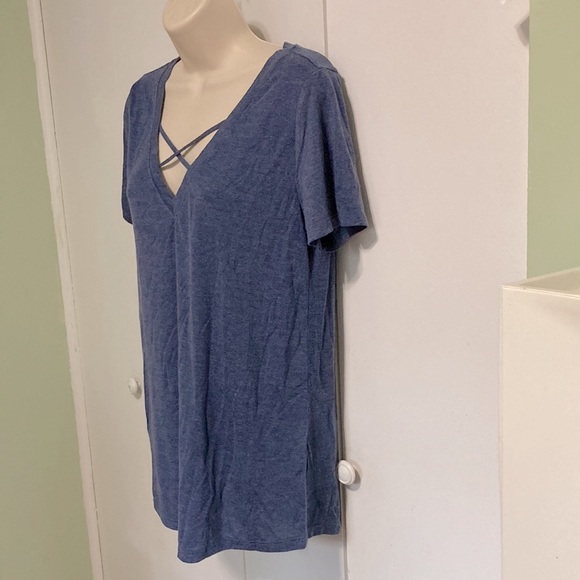 CRISS CROSS Blue V neck T shirt Womens Medium - Picture 5 of 15
